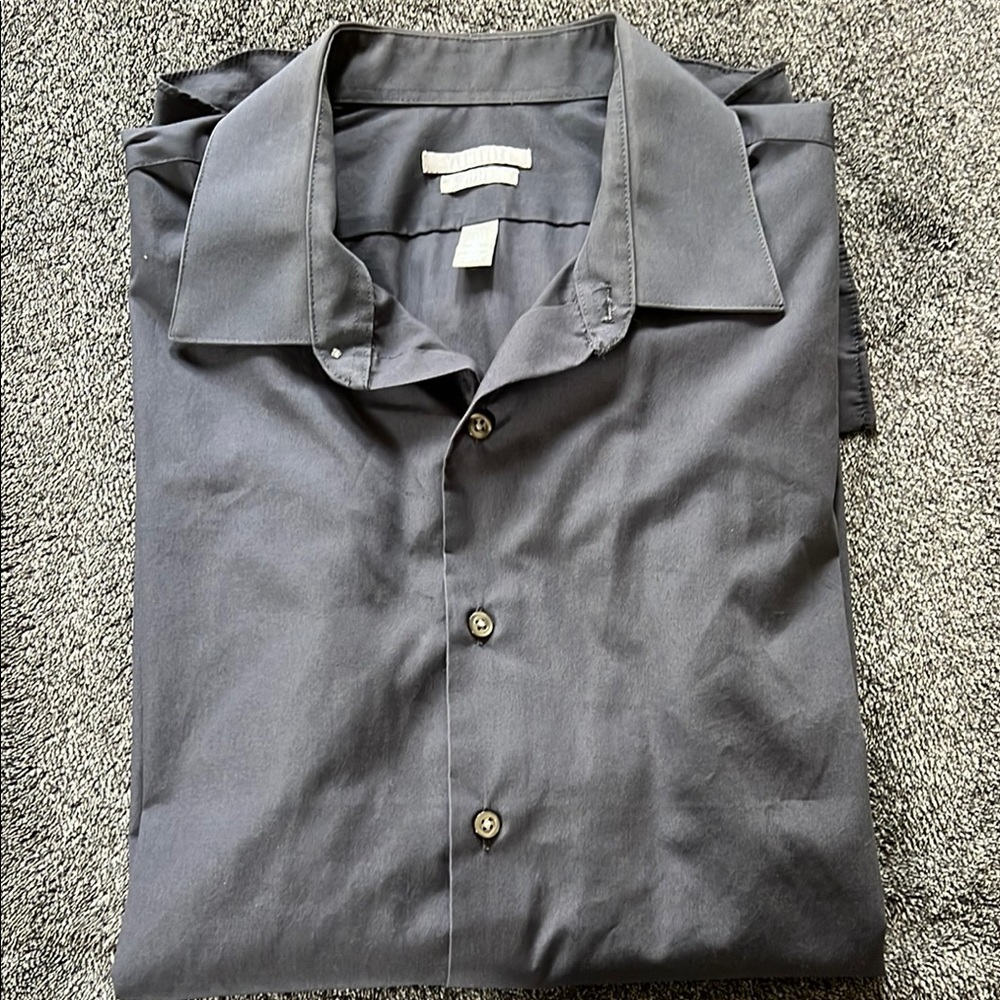 Van Heusen Gray Dress Shirt Classic Design
